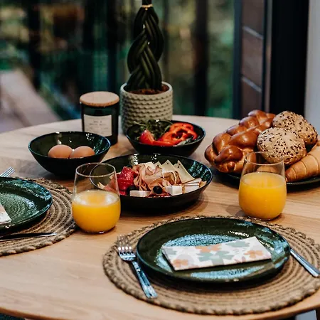 Woodland Hills Vendeghaz Apartmán Verőcemaros